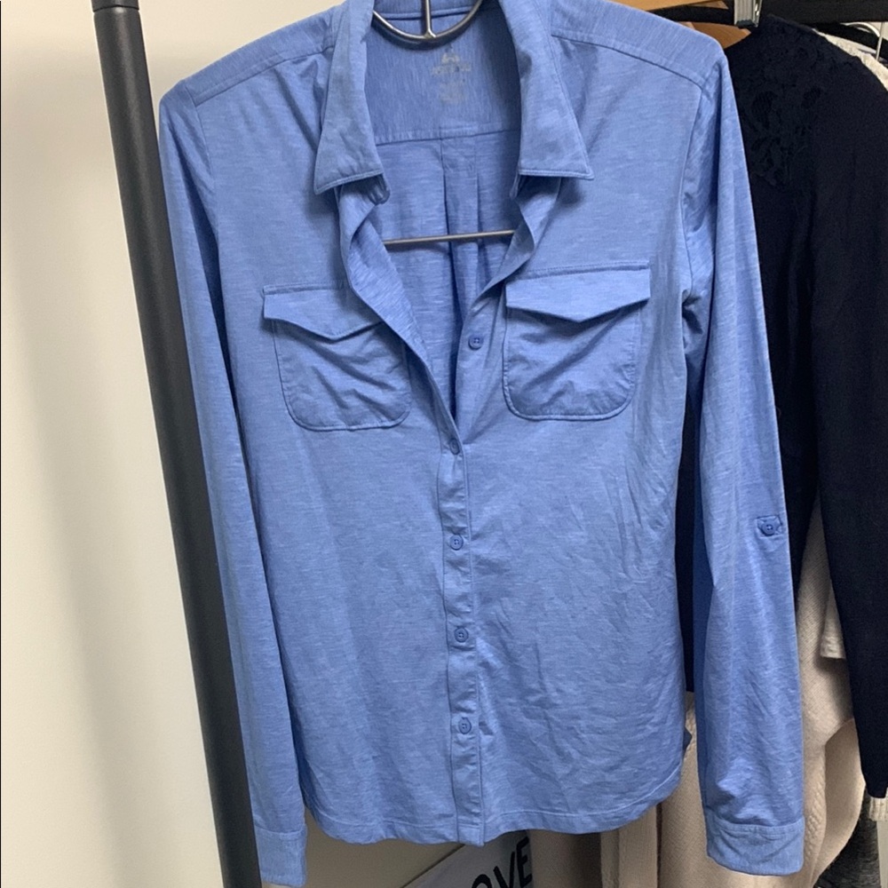 Ascend Bright Blue Button-Up Shirt - Size M - Like New